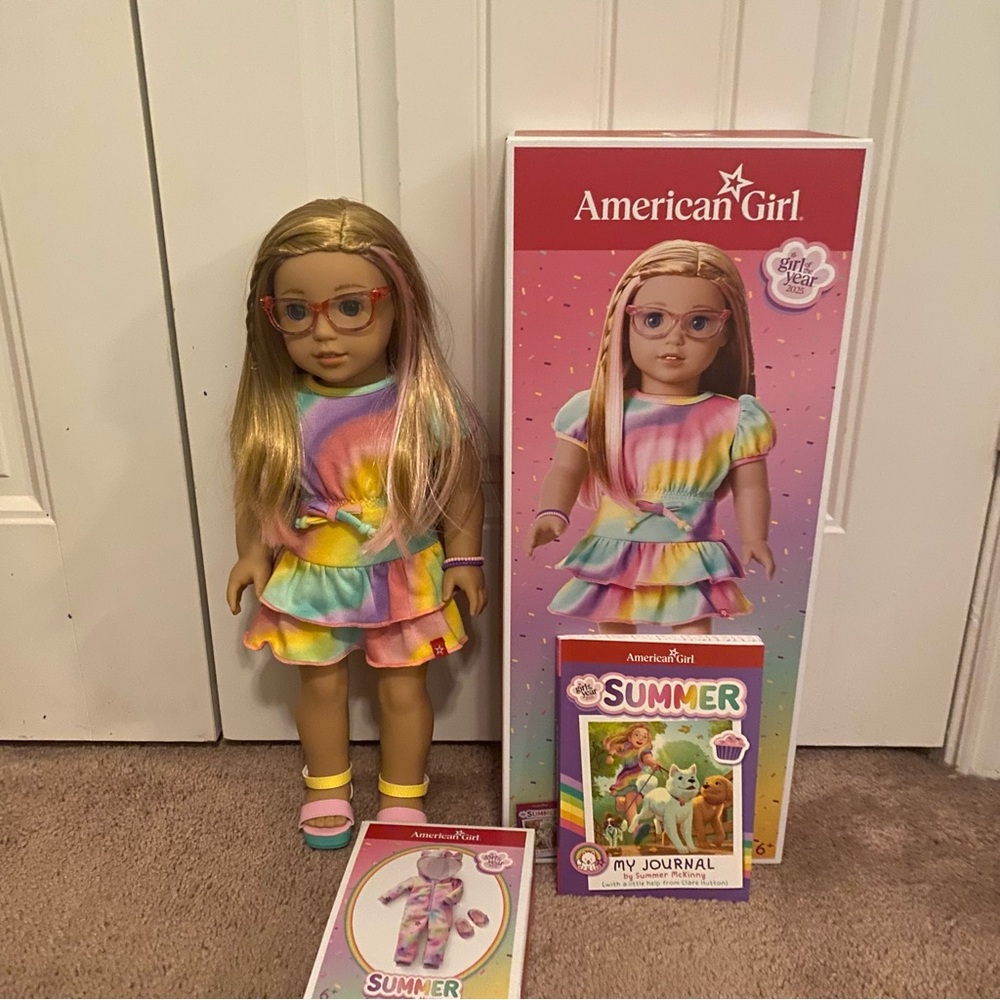 American Girl Doll Summer Mckinny Bundle